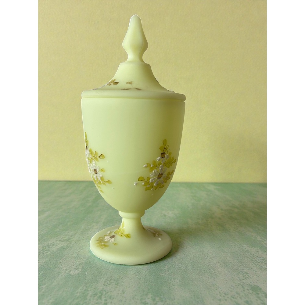 Fenton Custard Uranium Glass Candy Dish Hand Painted Kay Davis Floral Glows - Picture 10 of 15